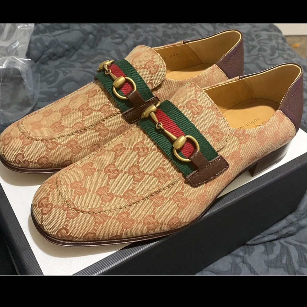 RARE GUCCI BEIGE & BROWN GG BONNY LOAFER